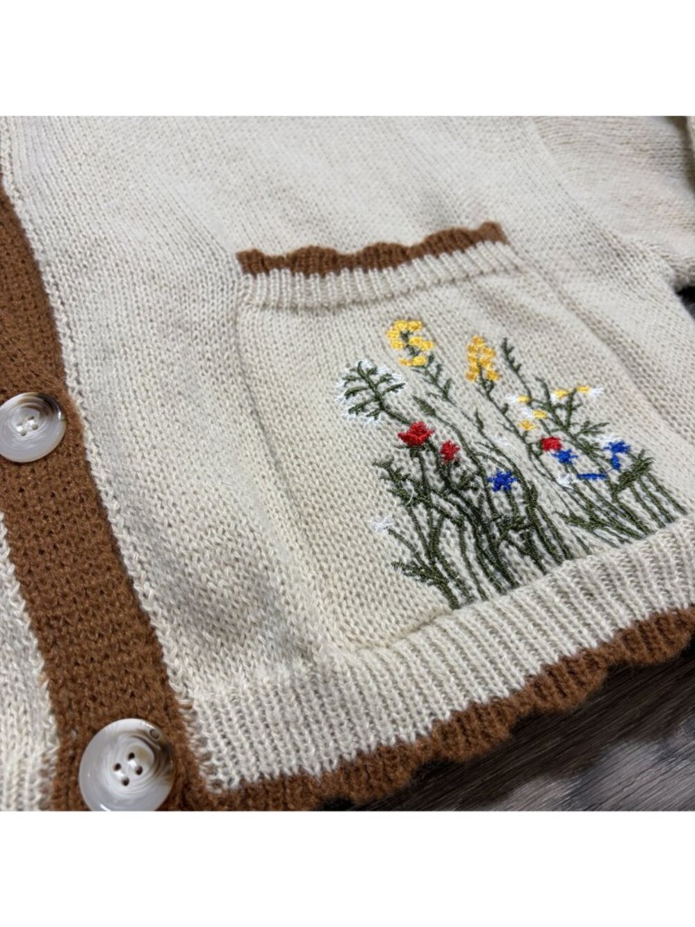 Cottagecore Beige Knit Cardigan 1XL Floral Embroidery Pockets Button Spring NEW - Picture 13 of 16